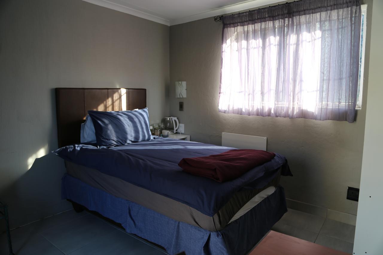 Zen Bnb Sandton Εξωτερικό φωτογραφία