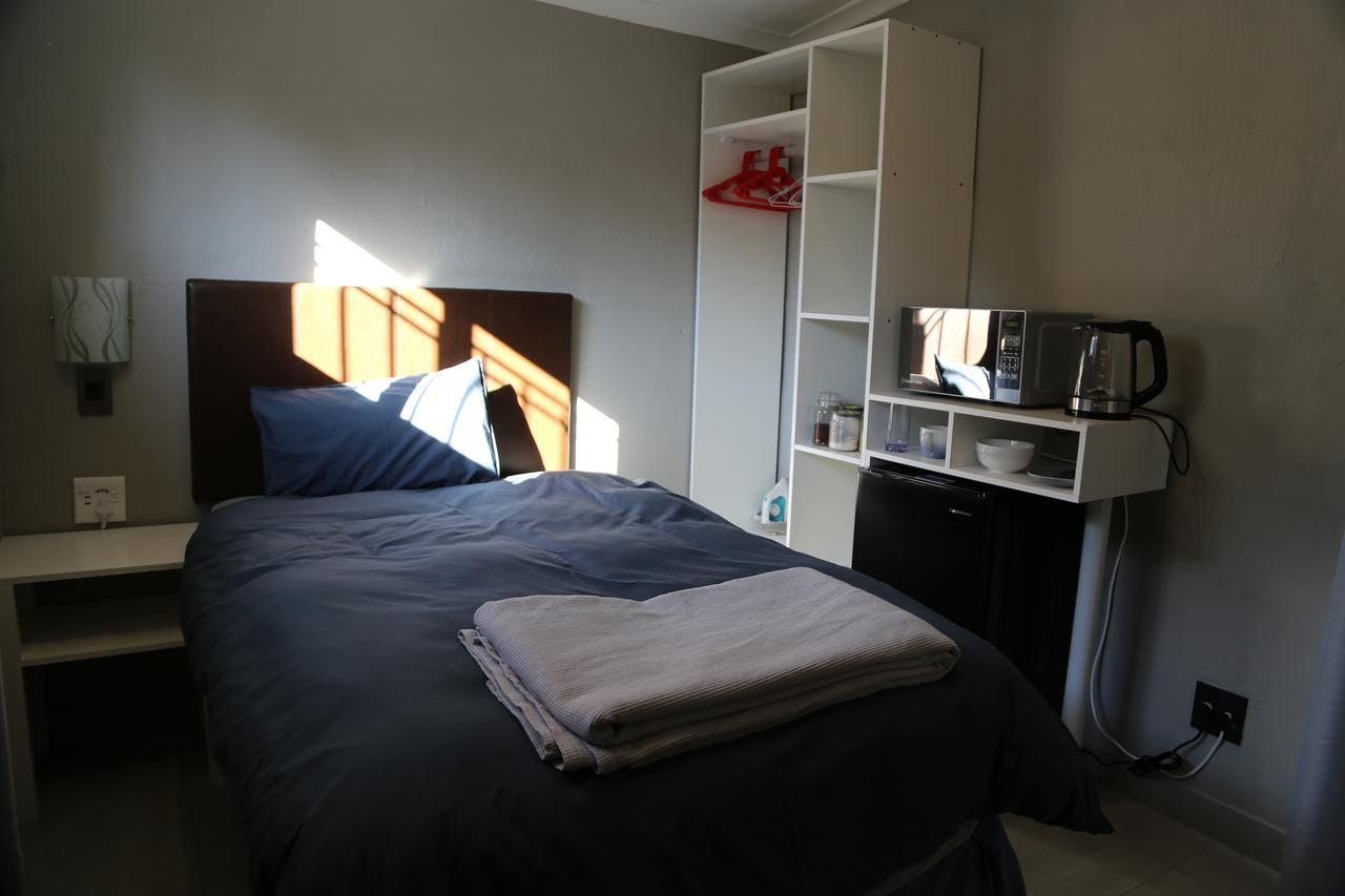 Zen Bnb Sandton Εξωτερικό φωτογραφία